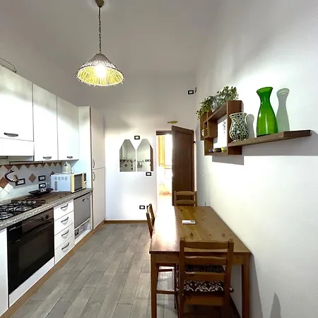 Mayer Apartment