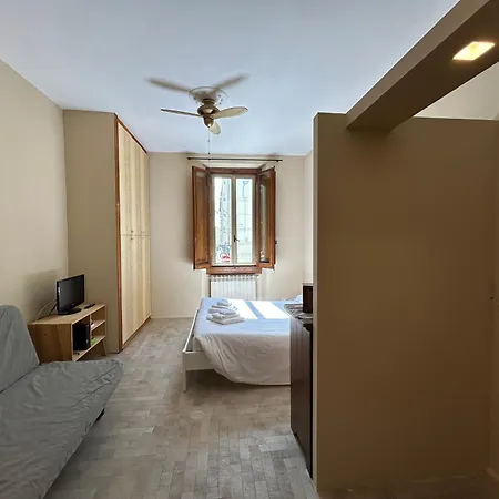 Mayer Apartman *