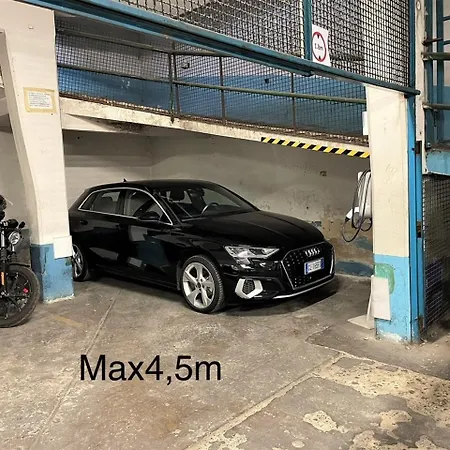 Mayer 公寓